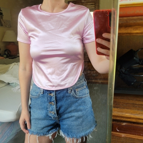 Forever 21 NWT Pink satin crop top - Picture 4 of 7